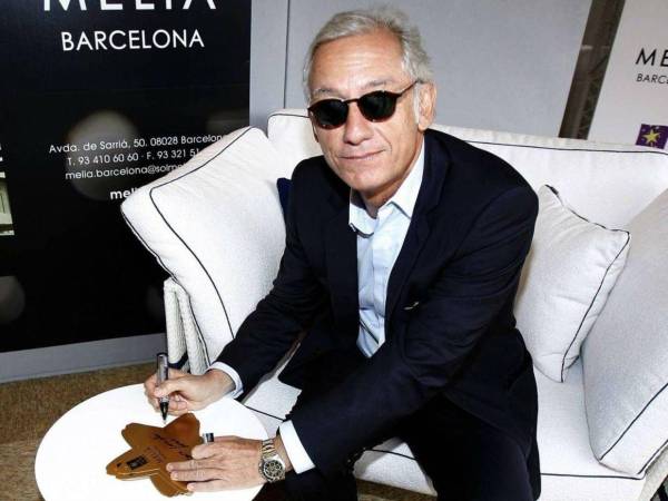 Isak Andic, el fundador de la empresa multinacional Mango, perdió la vida en diciembre pasado, conmocionando tanto a su familia como al mundo empresarial. Tras su muerte, la policía inició una investigación que, casi un año después, aún no ha concluido la causa de muerte. ¿Fue accidente o un crimen? ¿Por qué algunos señalan a su hijo mayor? Aquí los detalles.