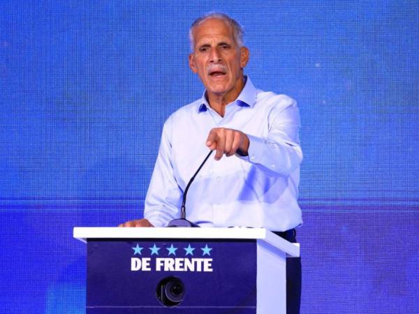 Nasry Asfura realizó propuestas concretas en busca de recuperar la confianza en su partido.