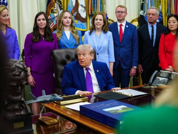 Sobre el brote de hantavirus, Trump indicó que espera que todo salga bien.