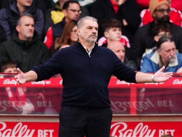 Ange Postecoglou llegó al Forest hace un mes tras el despido de Nuno Santos.