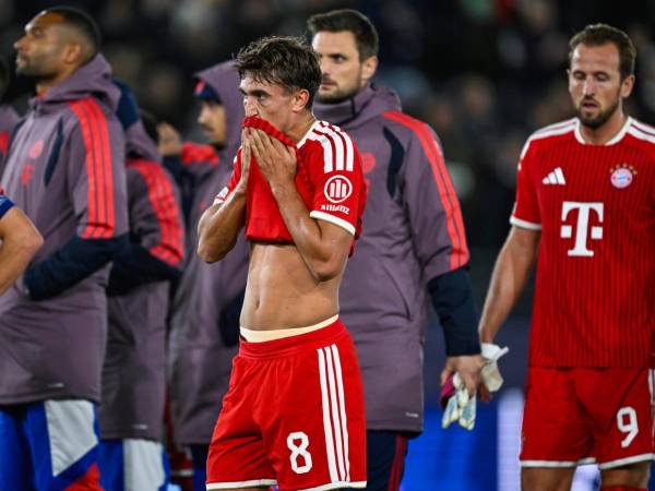 El Bayern Múnich de Vincent Kompany sufrió en su visita al Viking.