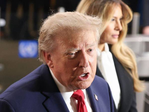 “Dijiste que no ibas a cubrirme. No deberías estar cubriéndome”, le dijo Donald Trump a la periodista de CNN Kaitlan Collins durante su llegada a la Asamblea General de la ONU.