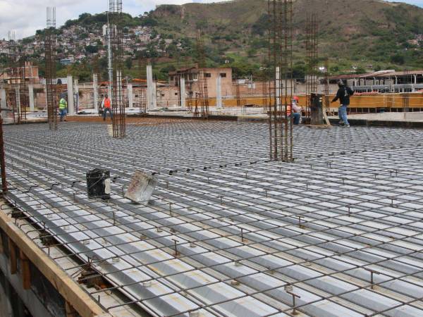 Los vendedores del Mercado San Isidro solicitaron modificaciones al proyecto para incorporar obras que consideran necesarias para desarrollar sus actividades comerciales.