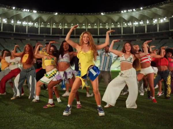 Shakira regeresa a los Mundiales con Dai Dai.