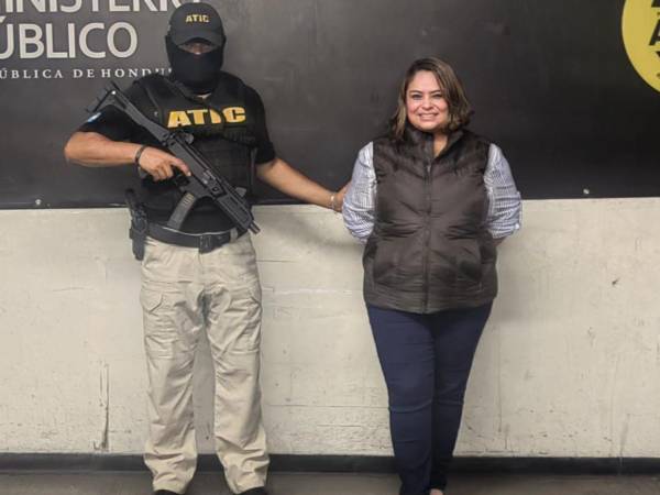 La directora ejecutiva de la Dinaf, Dulce María Villanueva, dimitió este viernes 26 de mayo de 2023.