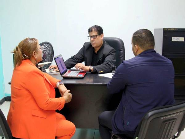 El personal brinda atención basada en principios de ética profesional, valores institucionales y buenas prácticas, garantizando un servicio cercano y de calidad.