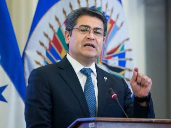 El presidente de los Estados Unidos otorgó un indulto total a Juan Orlando Hernández, expresidente de Honduras, quedando en libertad a partir de este lunes 1 de diciembre de 2025.