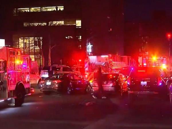 Agentes policiales y servicios de emergencia se desplegaron en el campus de la Universidad de Brown, en Providence, tras la alerta por un tiroteo activo.