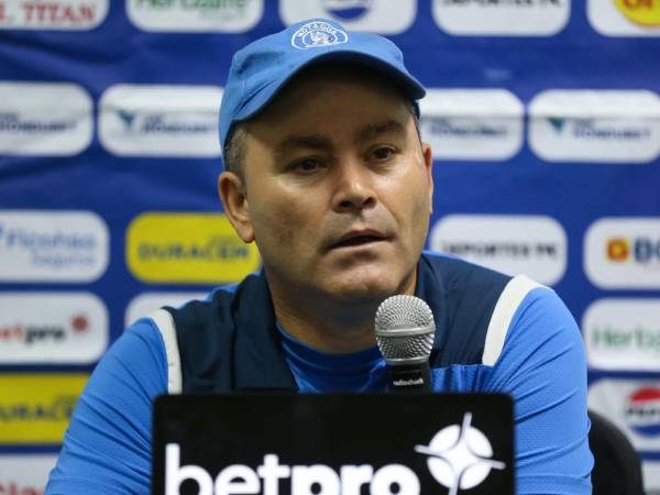 Javier López tiene a su Motagua como líder del torneo Clausura.