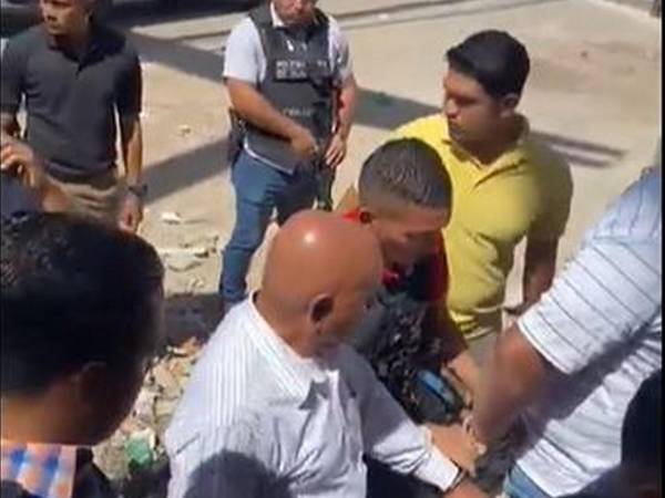 Los detenidos habían sido citados como testigos en la audiencia inicial que se desarrolla en su contra.