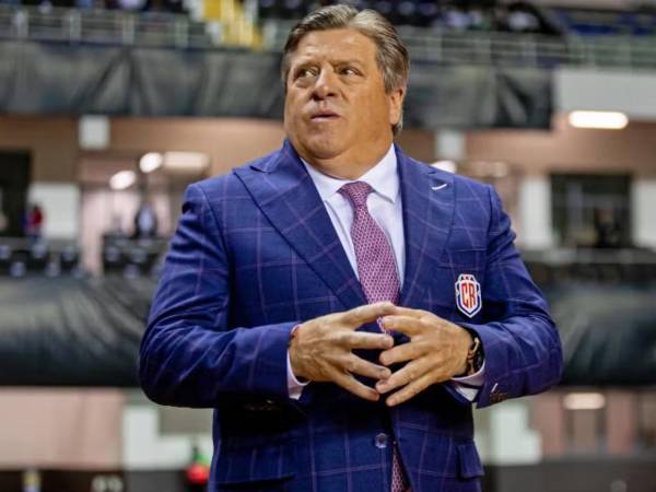 Costa Rica llega presionada a sumar en tierras hondureñas en esta tercera fecha.