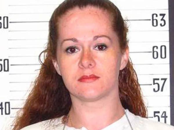 Christa Pike, la única mujer condenada a muerte en Tennessee y la primera que iba a ser ejecutada en el estado en más de 200 años, sobrevivió a las dos dosis letales de pentobarbital administradas durante su ejecución. Así fue el proceso: