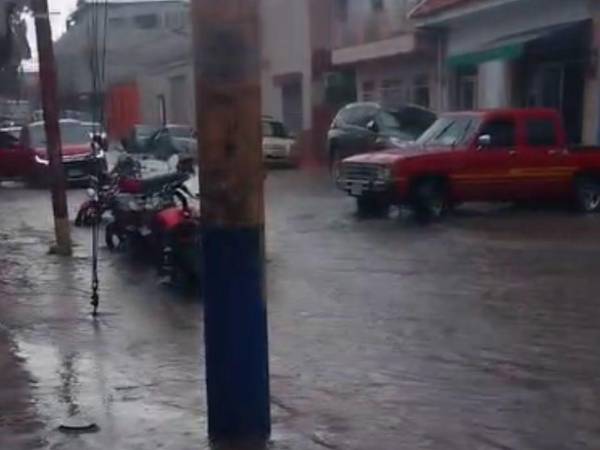 El Distrito Central permanece bajo debido al incremento en la acumulación de precipitaciones en los últimos días.