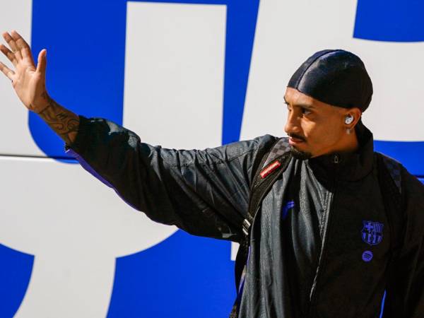 Raphinha se une a los otros cuatro lesionados que tiene el Barcelona.