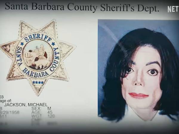 20 años después de que un jurado en Santa Bárbara, California, leyera el veredicto que absolvió a Michael Jackson de los 14 cargos que pesaban en su contra, Netflix decidió que era el momento de abrir las puertas de aquel tribunal cerrado al mundo.