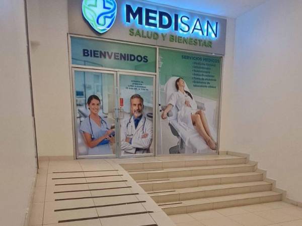 Las instalaciones de Medisan se encuentran en el tercer piso de un reconocido centro comercial de San Pedro Sula.