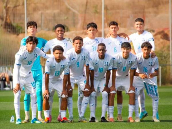 Esta fue la alineación titular de Honduras en el partido.
