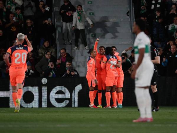 Imágenes del desarrollo del partido.