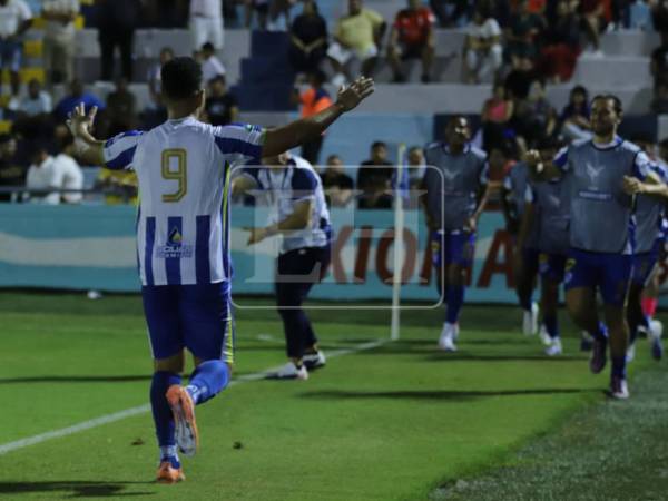 El Victoria sorprendió al Olimpia en el estadio Ceibeño.