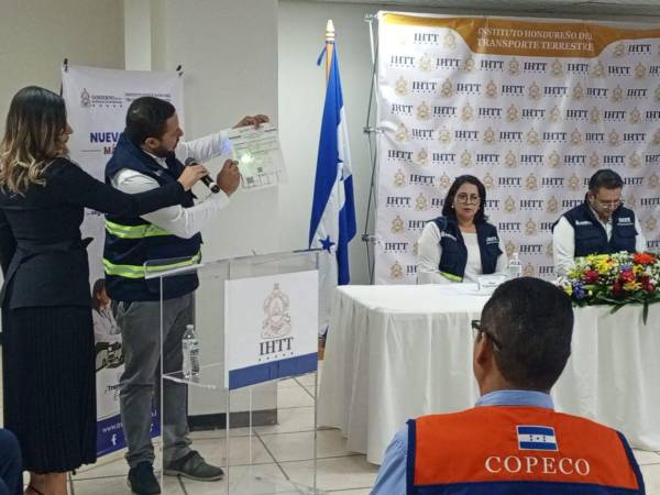 El IHTT lanzó nuevo papel de seguridad para certificados de operación y permisos de explotación del transporte terrestre.