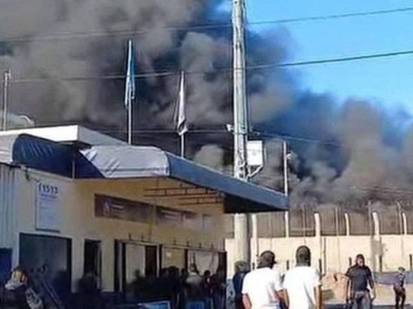 Los motines en tres cárceles, incluida la prisión de máxima seguridad Renovación I, generaron caos en el sistema carcelario.