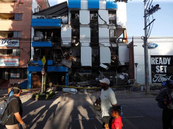 Cali recibirá 60 rescatistas procedentes de Bogotá y otros 32 integrantes de las Fuerzas Militares.