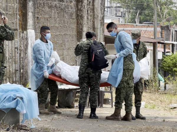El accidente, que es la peor tragedia aérea sufrida por las Fuerzas Militares colombianas, ocurrió el lunes por la mañana.