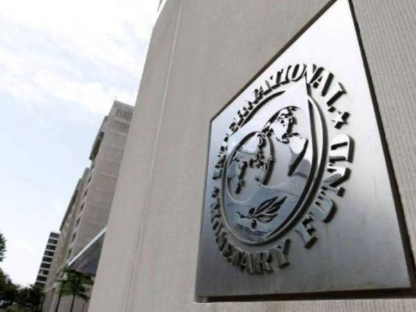 Honduras y el FMI alcanzaron en 2023 un acuerdo que permitió al país centroamericano acceder a unos 823 millones de dólares para respaldar reformas económicas y que expiró en septiembre pasado.