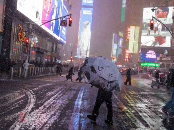 Se pronostican grandes acumulaciones de nieve que paralicen el transporte.