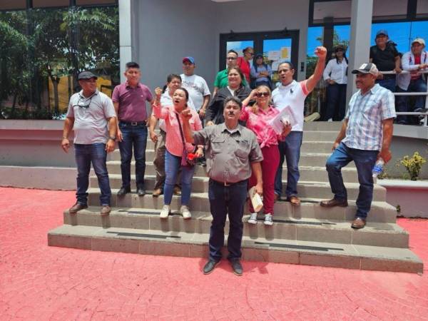 Coordinadores nacionales de las bases magisteriales advierten que acudirán al Ministerio Público si persiste el ambiente hostil en su contra.