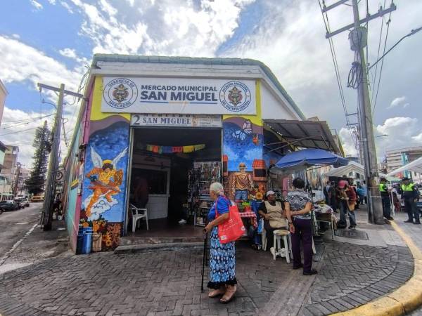 El Mercado San Miguel celebra 122 años de historia con una feria que coincide con los 448 años de fundación de Tegucigalpa.