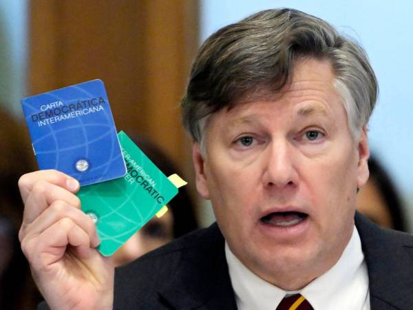 Las denuncias de fraude y presunta injerencia de la Fiscalía y las Fuerzas Armadas llevaron a Estados Unidos a solicitar una sesión extraordinaria de la OEA.