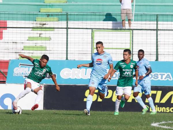 En la primera vuelta se repartieron puntos y empataron 2-2.