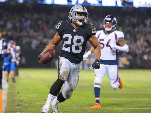 Doug Martin impactó en la NFL desde su llegada a los Bucs, equipo que lo seleccionó en la primera ronda del Draft 2012.