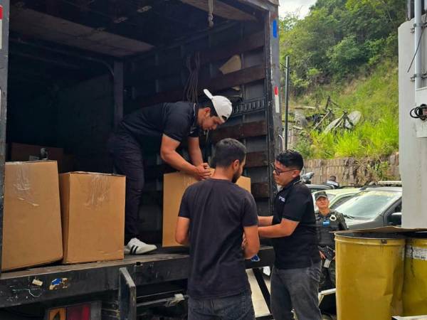 El CNE deberá garantizar que cada mesa receptora del país reciba a tiempo el material.