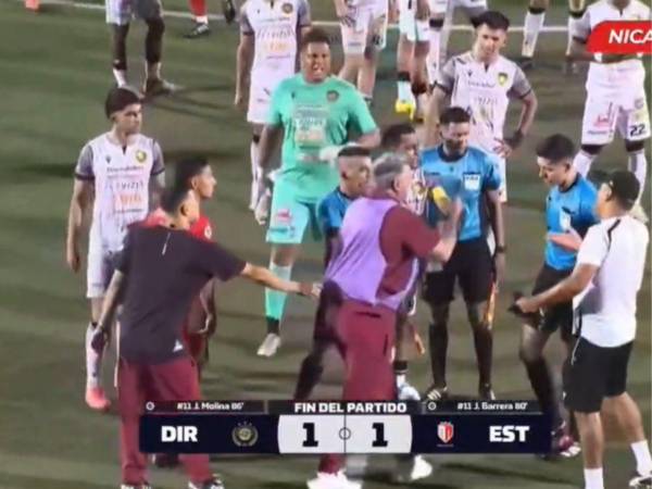 Diego Vázquez protagonizó un polémico episodio en la final del fútbol nicaragüense.