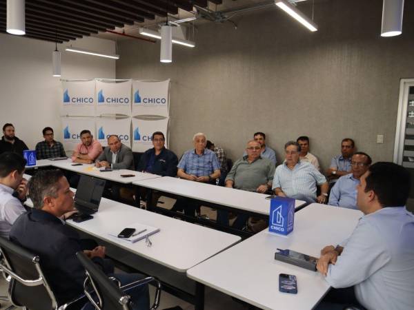 Juan Diego Zelaya acordó integrar a la CHICO en el Consejo de Desarrollo Metropolitano.