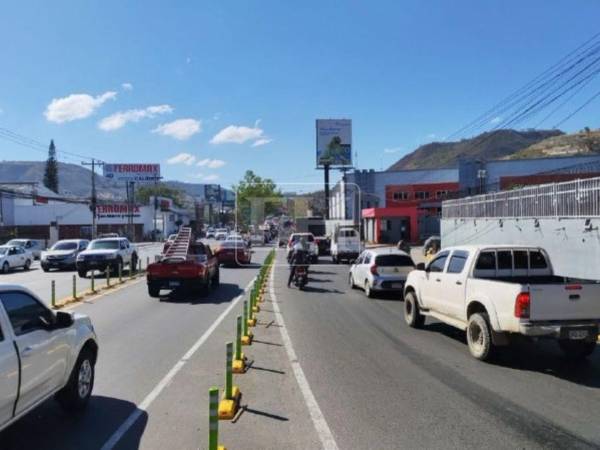 Desde tempranas horas de este lunes 9 de marzo, la salida al sur se colapsó por el tráfico vehicular, Aquí las imágenes.