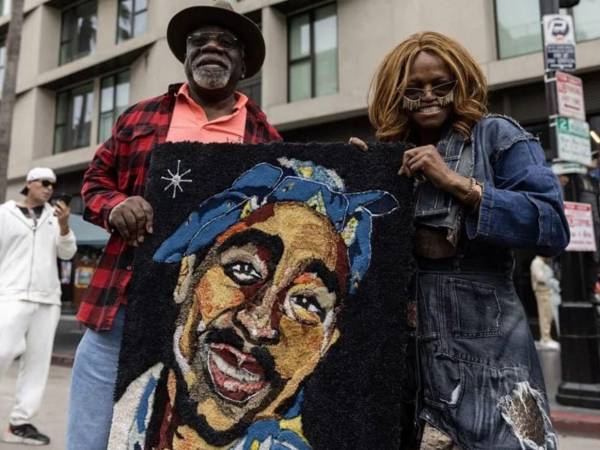 El juicio contra Duane 'Keffe D' Davis, acusado de organizar el asesinato de Tupac Shakur en 1996, comenzó este lunes 10 de agosto en el condado de Clark, Nevada, en un proceso que busca arrojar luz sobre uno de los crímenes más enigmáticos de la historia de la música en EE UU.