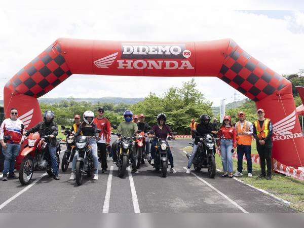 Más de 200 personas participaron en la Escuela de Manejo de Motocicletas de Didemo Honda, fortaleciendo sus conocimientos sobre conducción segura y responsable.