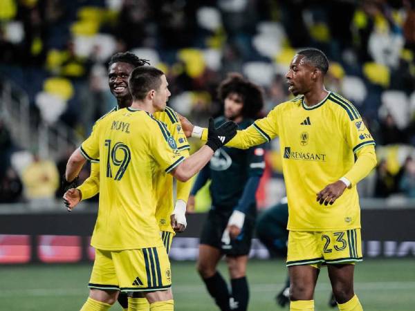 Imágenes del desarrollo del partido.