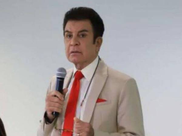 La reunión se realiza bajo el título “La democracia en peligro: La lucha por elecciones libres”.