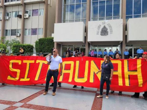 La UNAH interpuso un recurso de amparo ante la Corte Suprema de Justicia (CSJ) por la falta de más de L1,300 millones en transferencias de Finanzas.