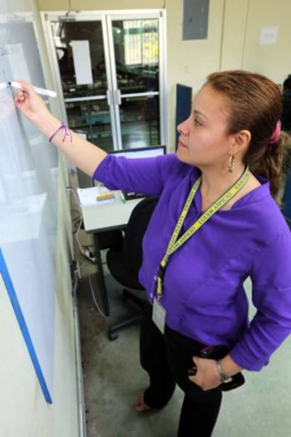 'Papá me decía que, además de muñecas, debía jugar con carritos”