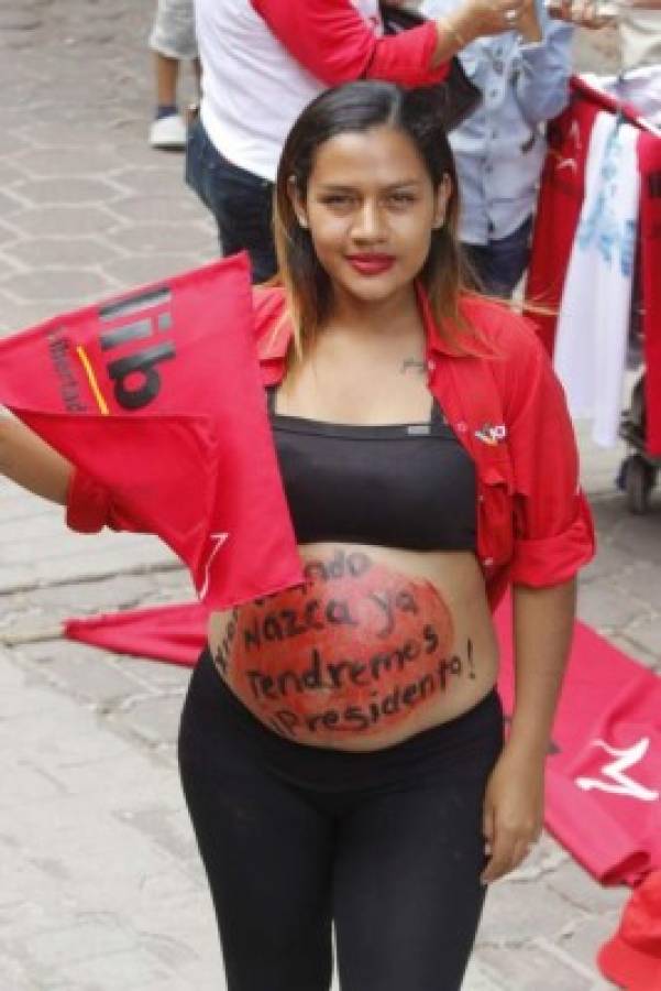 Junto a Nasralla, Doris Gutiérrez y Milton Benítez, candidata de Libre hace cierre de campaña en Tegucigalpa