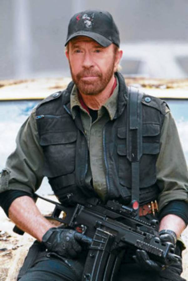 Solo la acción los podía reunir