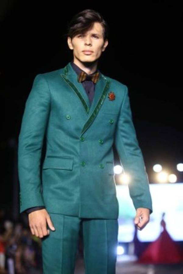 Yoyo Barrientos celebra 25 años de diseño