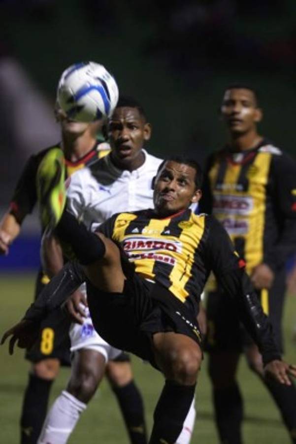 'Choco' Lozano, con licencia para golear