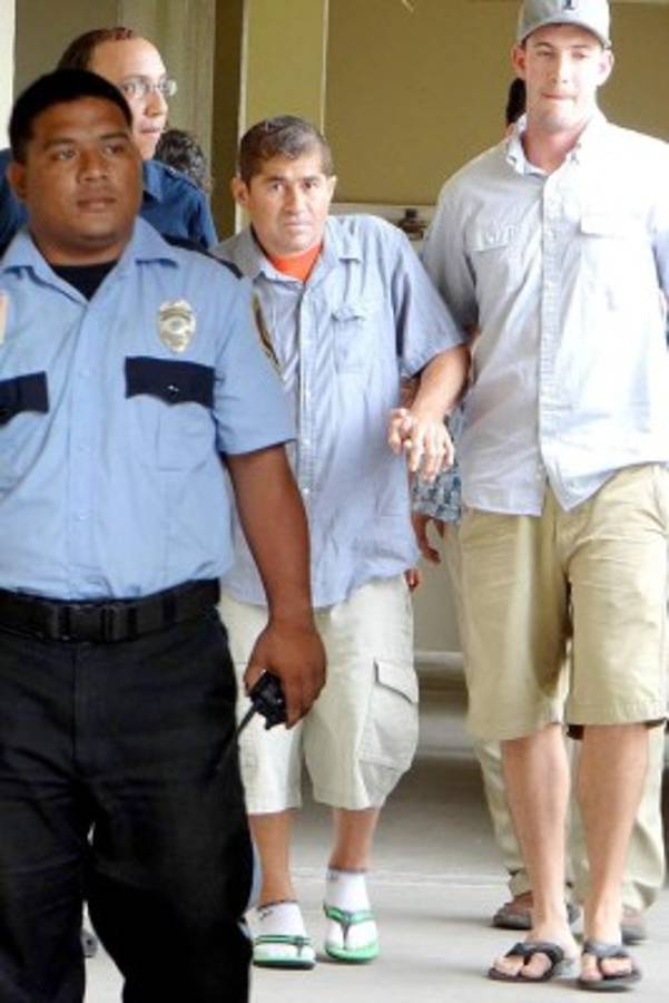 Náufrago salvadoreño con problemas de salud