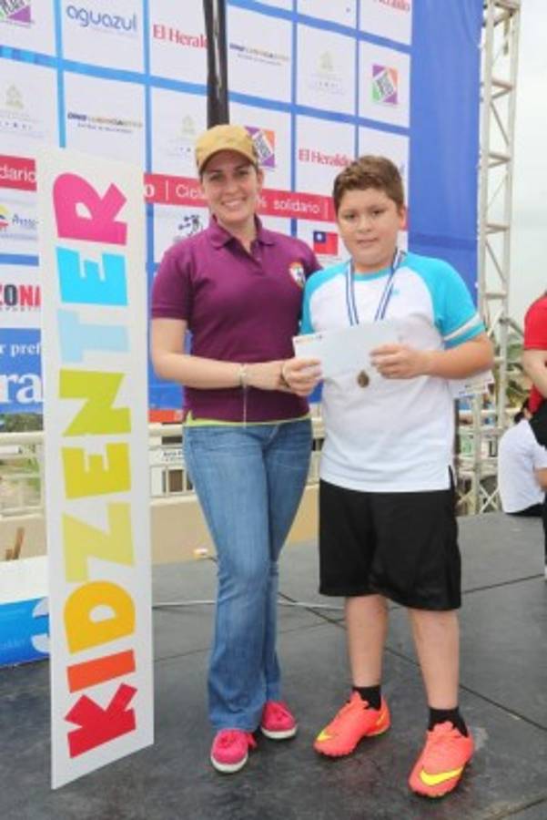 Niños con alma solidaria